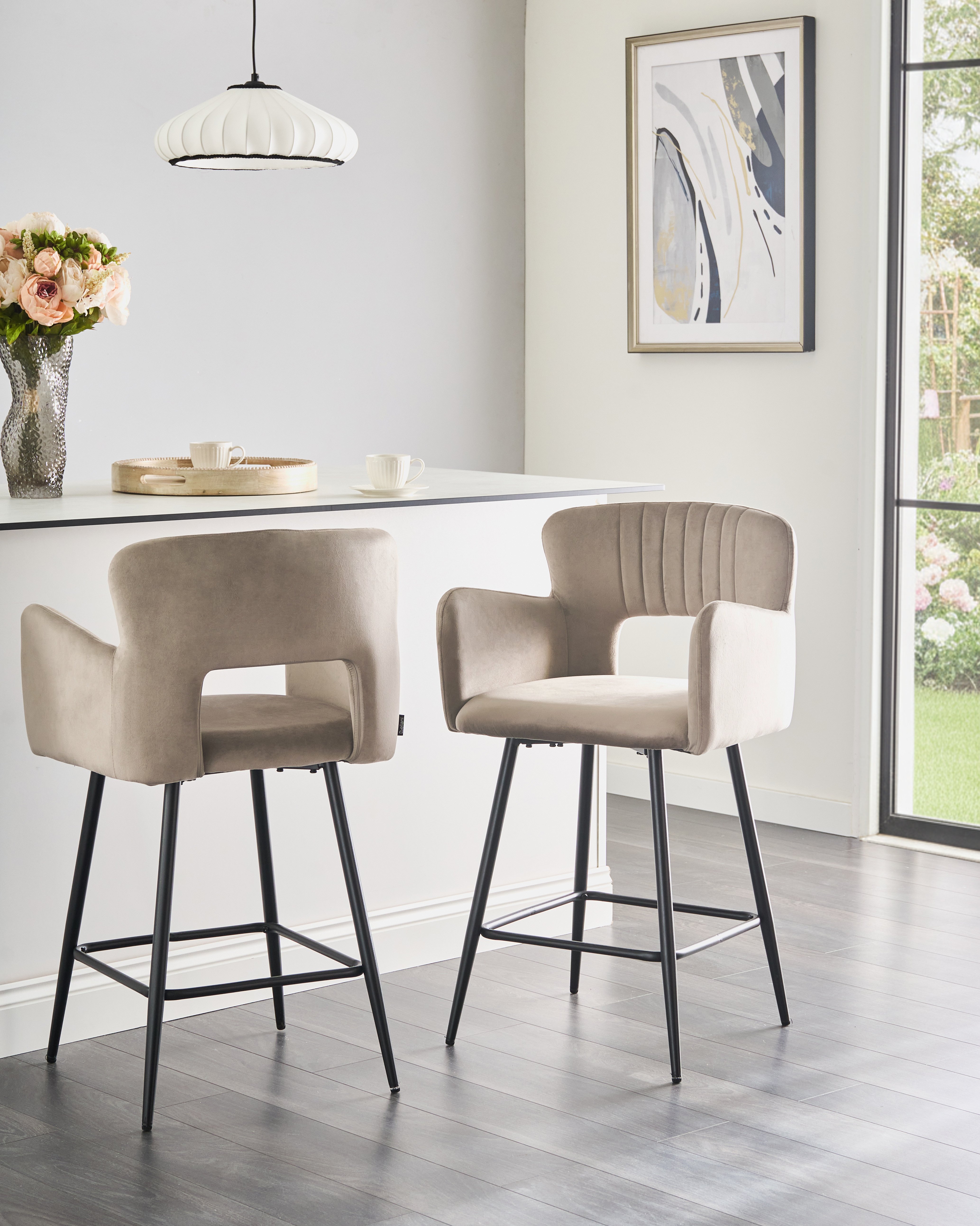 Set med 2 barstolar SANILAC Sammet Taupe