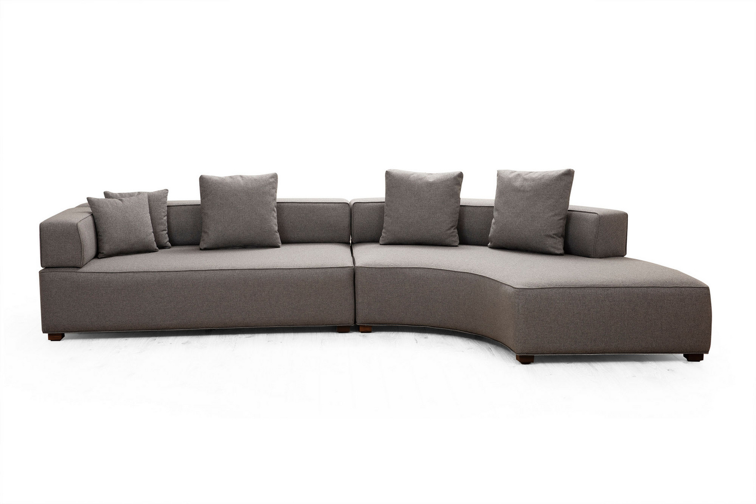 Norda Design Snygg grå hörnsoffa, ram i bokträ, 180x105 cm, 5 kuddar, kemtvättbart tyg, ben i valnöt