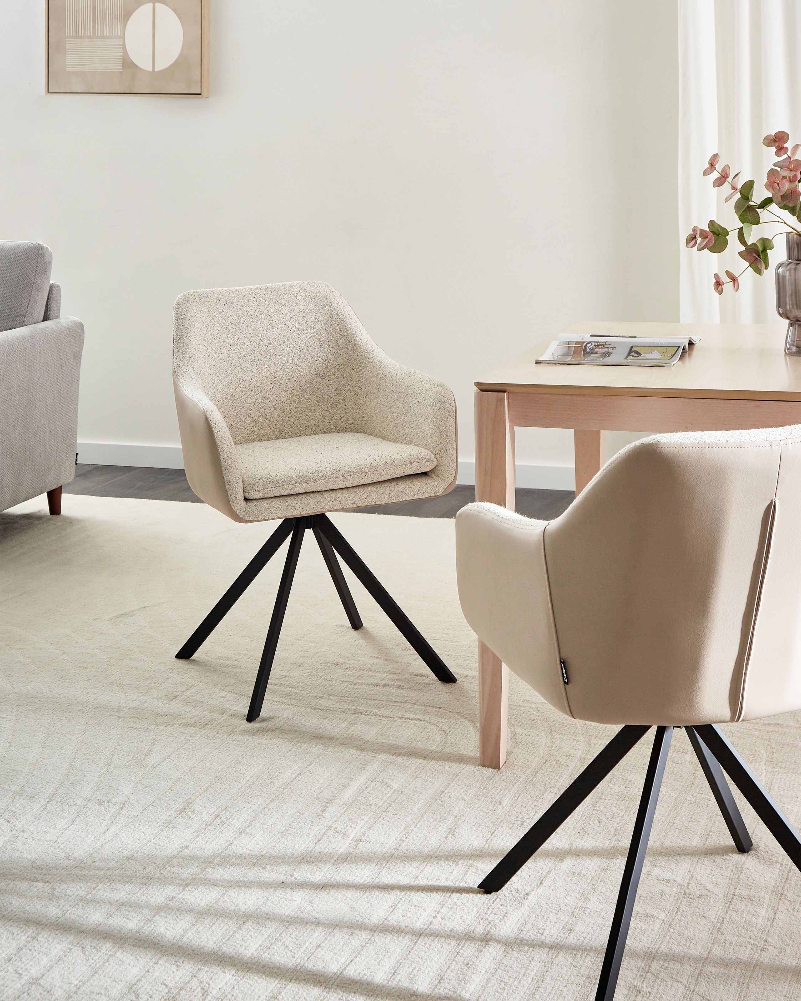 Set med 2 matstolar LITHIA Bouclé Ljusbeige