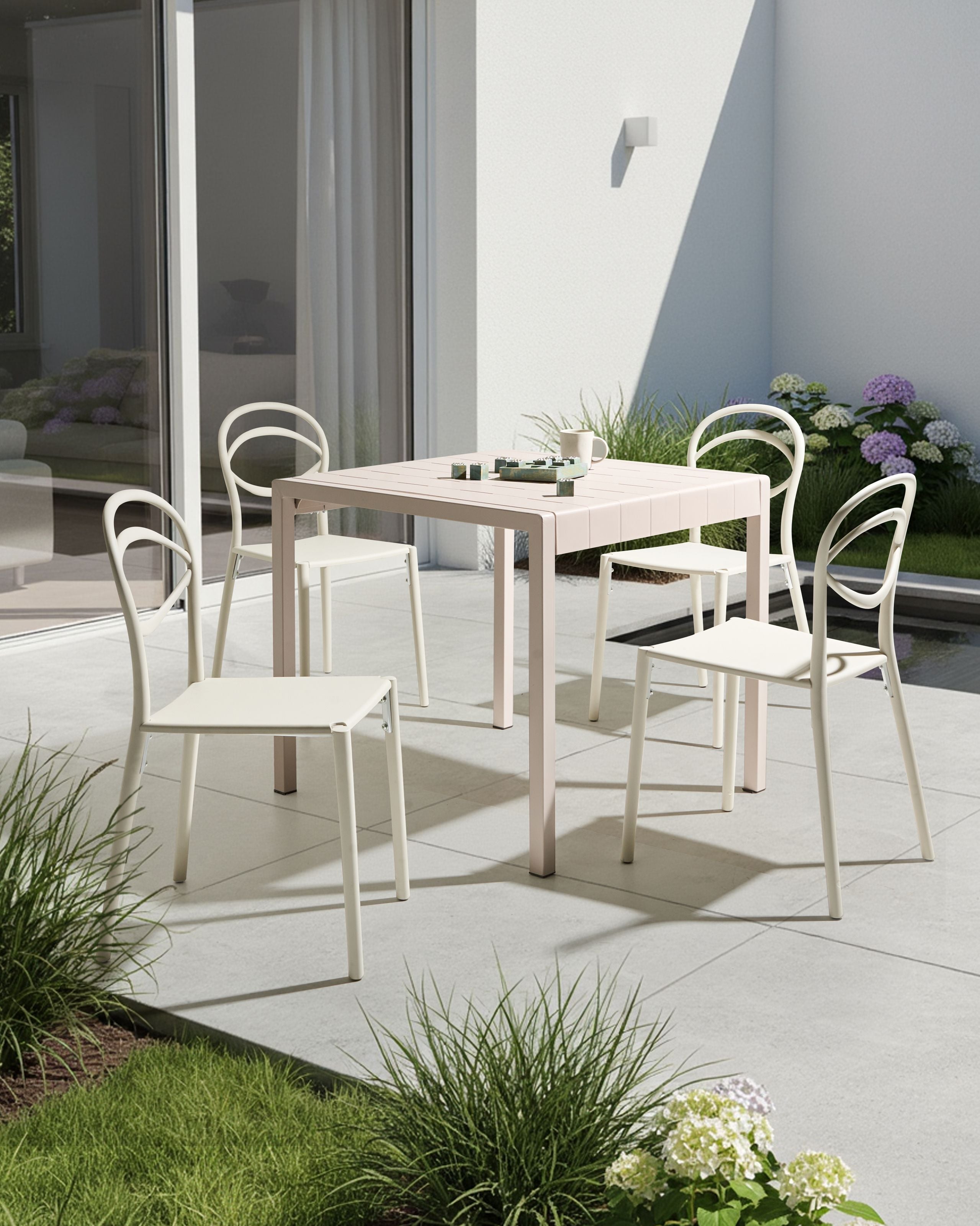 Set med 4 trädgårdsstolar COVOLO Off-White