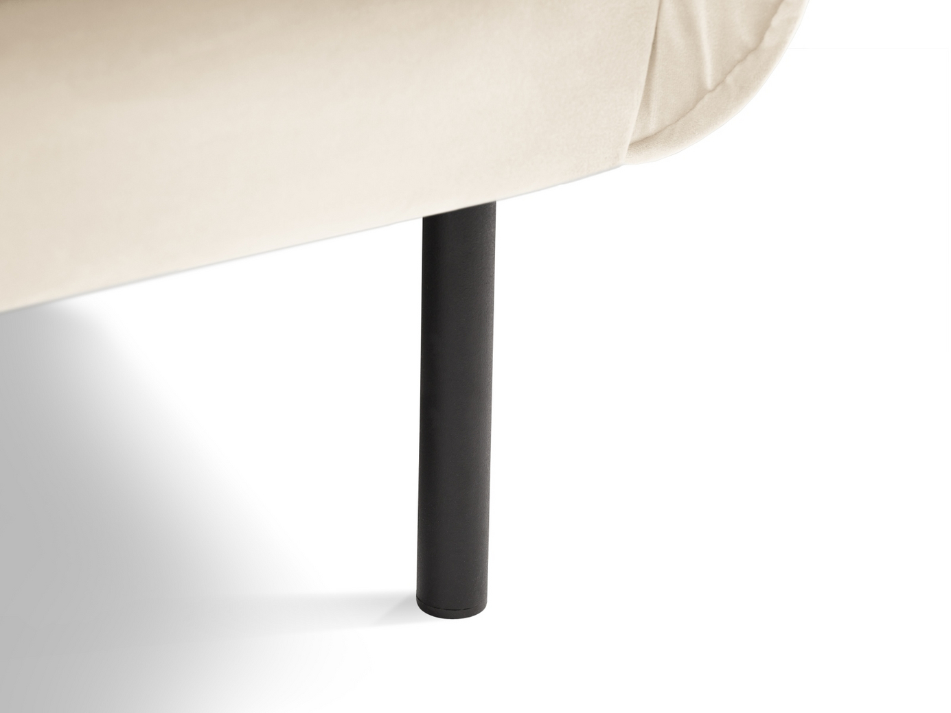 Cosmopolitan Design sammetsfåtölj, "Vienna", 1-sits, 97 × 94 × 95 cm, Bluvel, svarta metallben