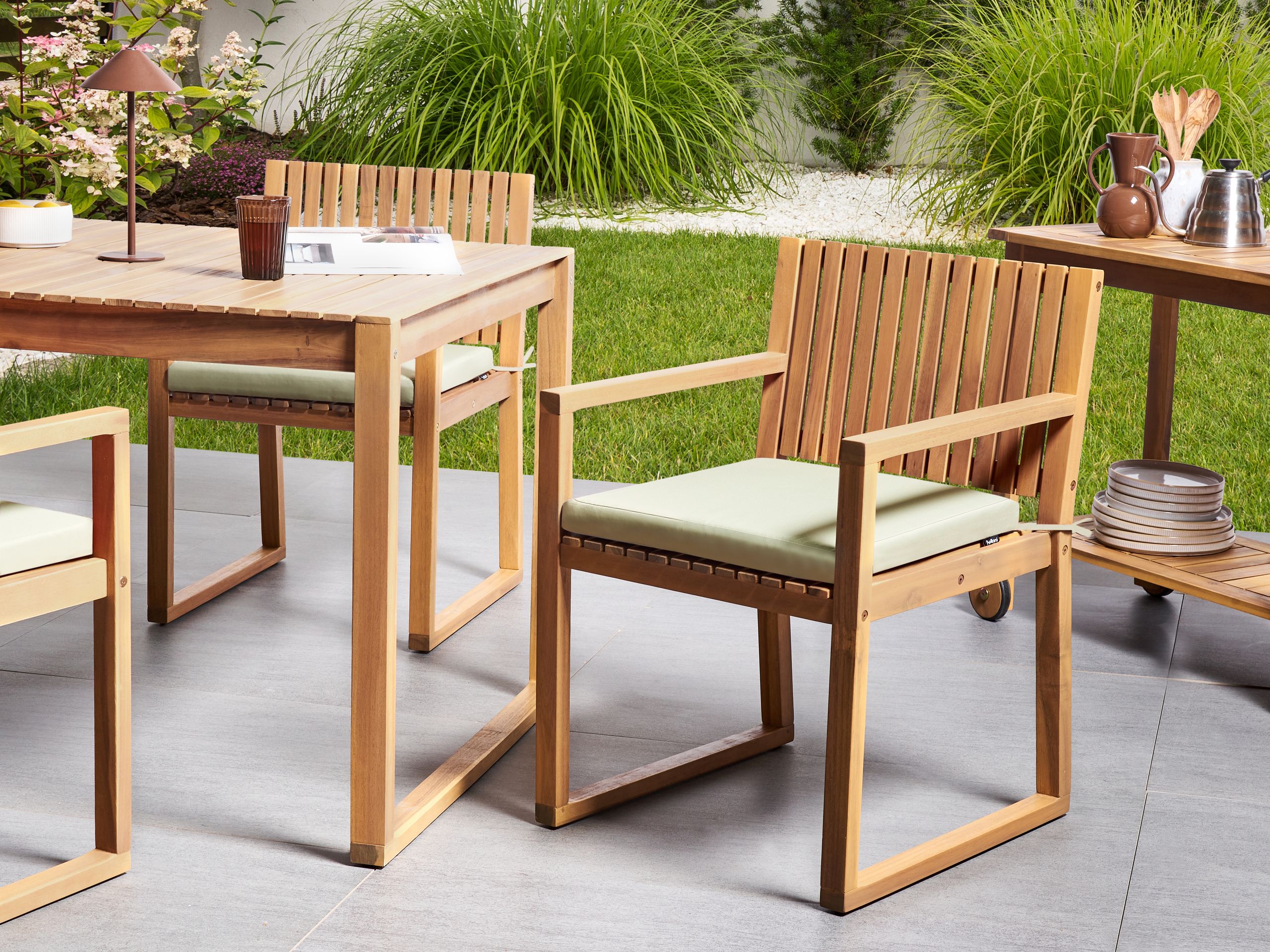 Set med 8 dynor för trädgårdsstol SASSARI PREMIUM 46 x 46 cm Ljusgrön