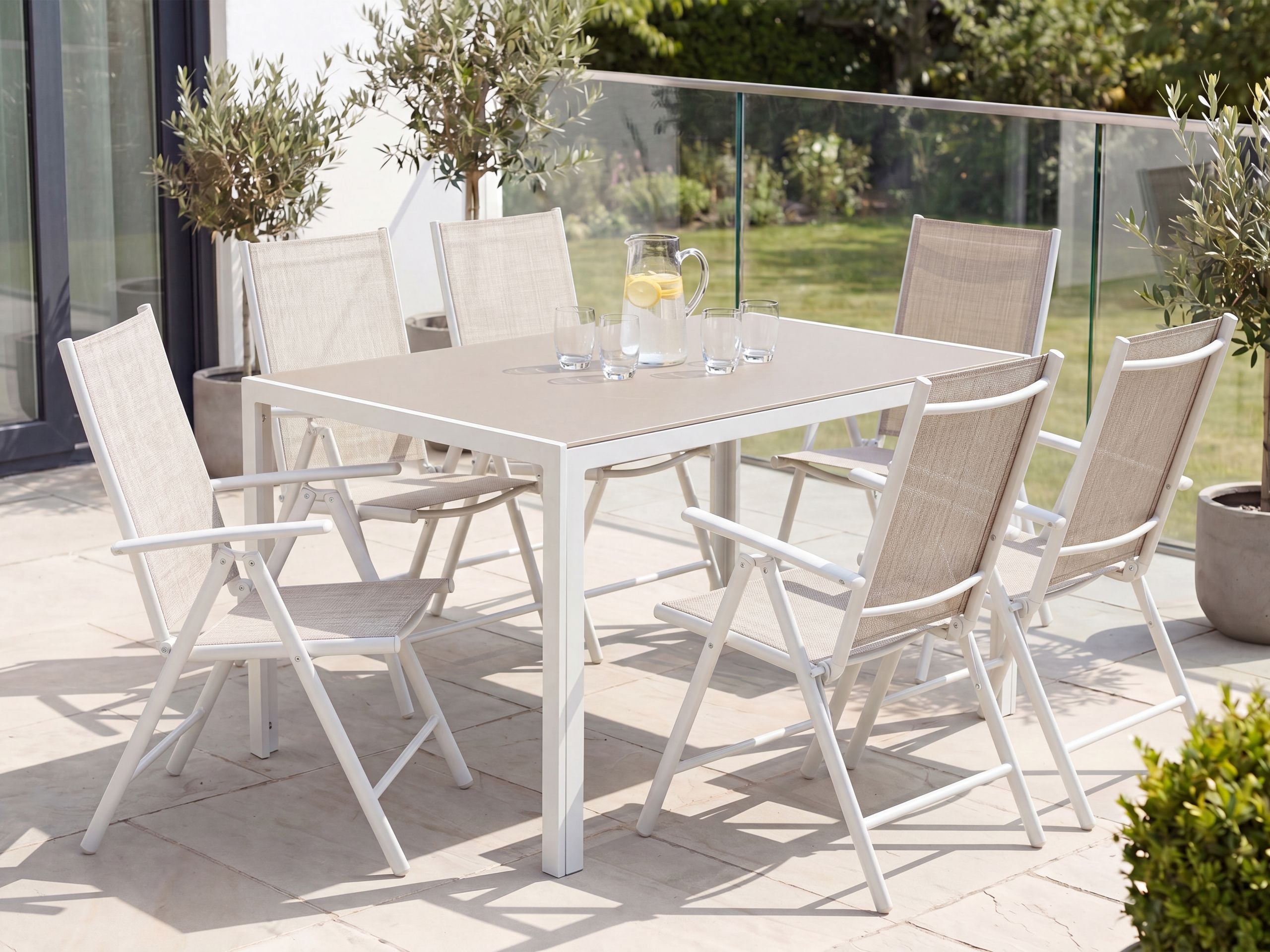 Trädgårdsmatgrupp 6-sits CATANIA Metall Beige