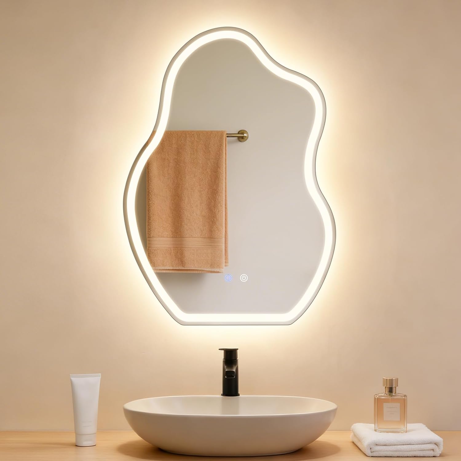 NETTLIFE Asymmetrisk LED Badrumsspegel 50x70cm, Pekskärm, Imfri, Dimbar 3000-6500K, IP44 För Vägg